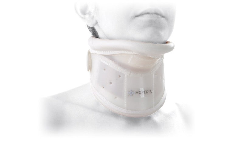 Collari cervicali rigidi tipo “Schanz” in poliestere e vinile – Con mentoniera