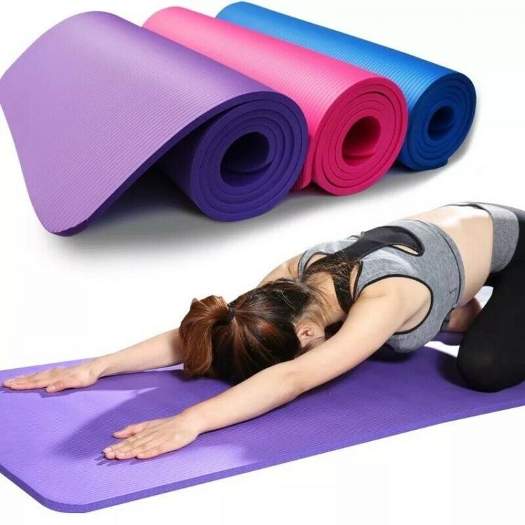 Tappetino Fitness Yoga Aerobica Tappeto Ginnastica Materassino Allenamento - 7Mm