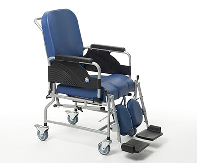 Sedia da comodo con ruote da 100 mm. MOD.9303